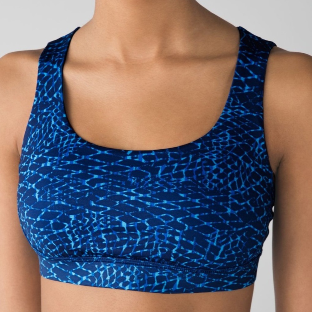Lululemon Athletica Blue Patterned Sports Bra